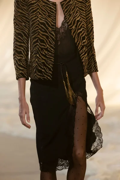 Look 92